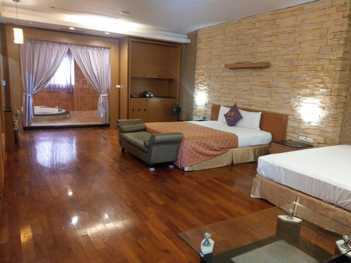 كاوشيونغ Lisa Motel المظهر الخارجي الصورة