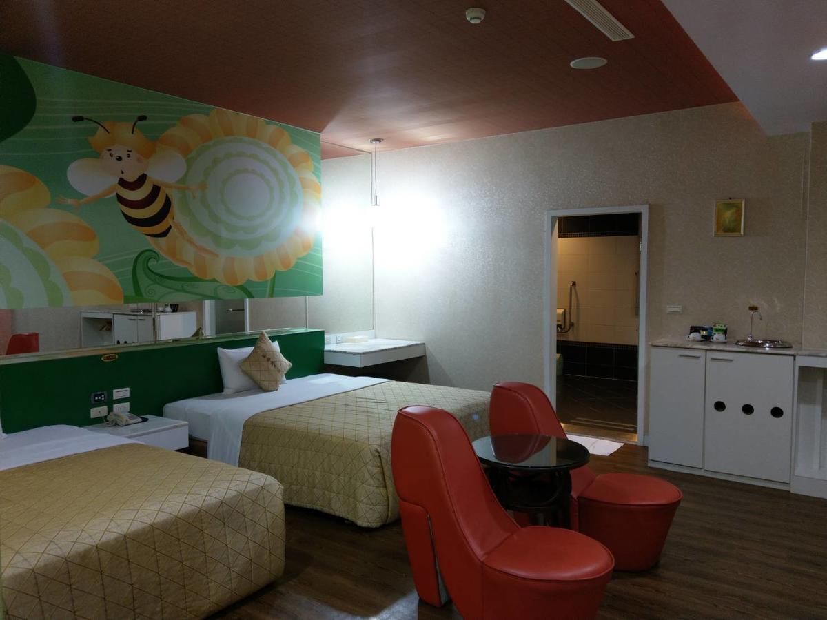 كاوشيونغ Lisa Motel المظهر الخارجي الصورة